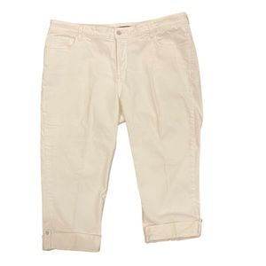 White NYDJ Capris Size 18W